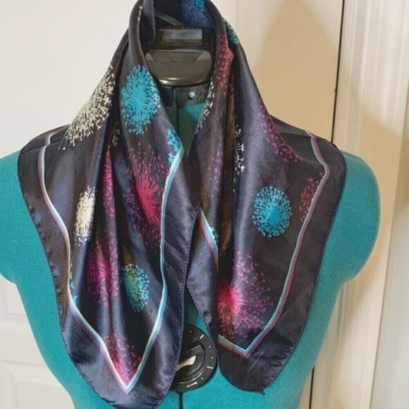 Multi Color Printed Casual Neck Scarf - Picture 2 of 5